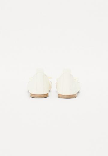 Гандбольные кроссовки