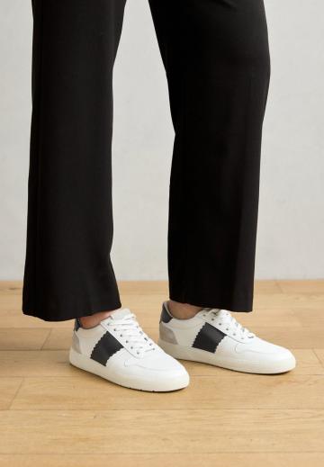 Гандбольные кроссовки