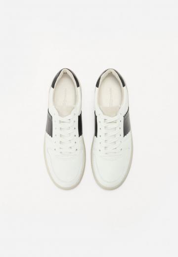 Гандбольные кроссовки