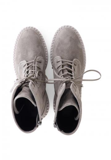 Ботинки на шнуровке