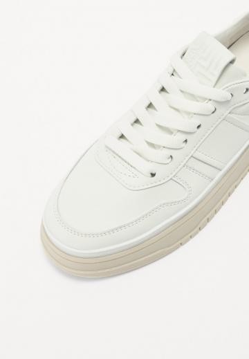 Гандбольные кроссовки