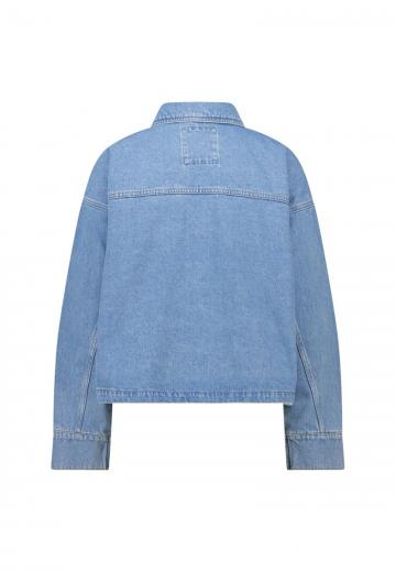 Джинсовая куртка