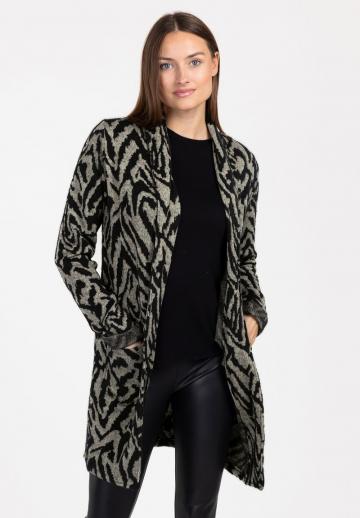 Жаккардовая вязаная кофта