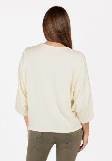 Пуловер с вырезом V