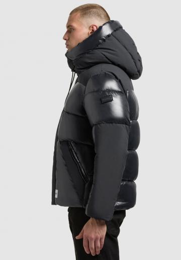 Зимняя куртка