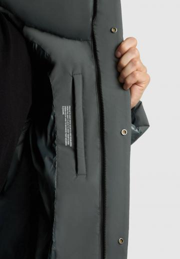 Зимняя куртка