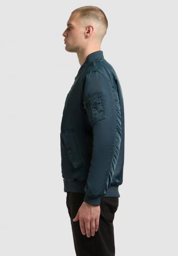 Куртка бомбер