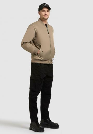 Куртка бомбер