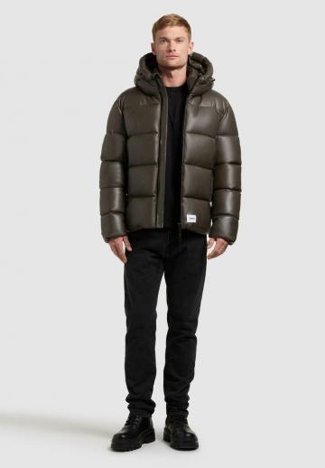 Зимняя куртка