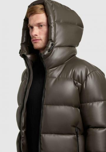 Зимняя куртка