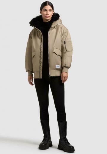 Зимняя куртка