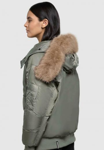 Зимняя куртка