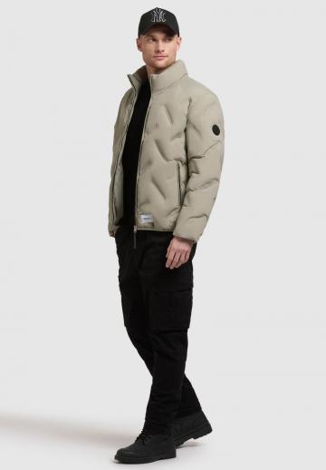 Зимняя куртка