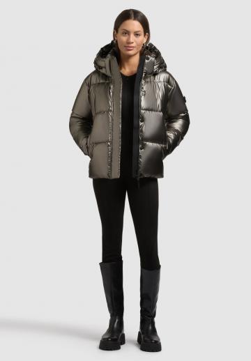 Зимняя куртка