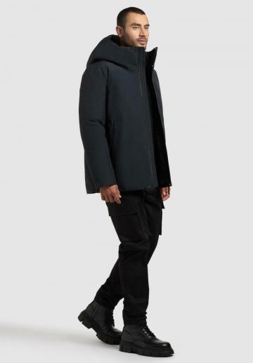 Зимняя куртка