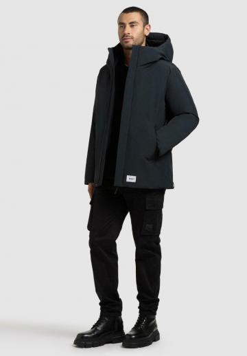 Зимняя куртка