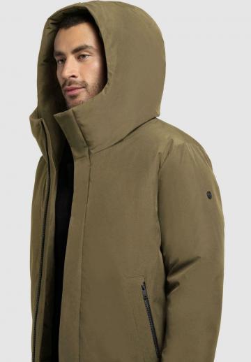 Зимняя куртка