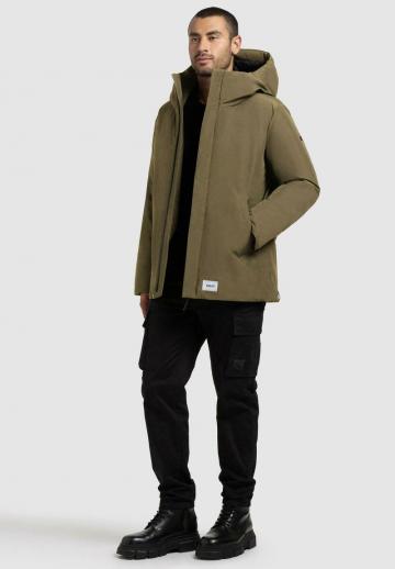 Зимняя куртка