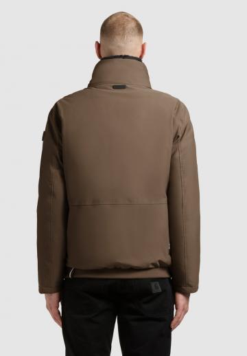 Зимняя куртка