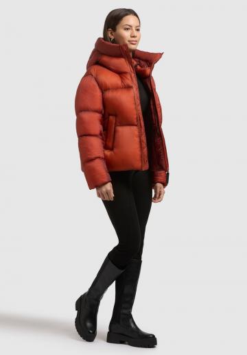 Зимняя куртка