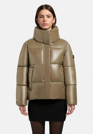 Зимняя куртка