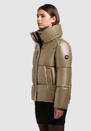 Зимняя куртка