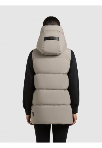 Длинный жилет