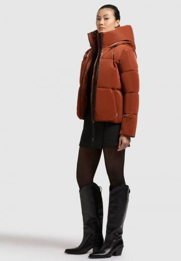 Зимняя куртка