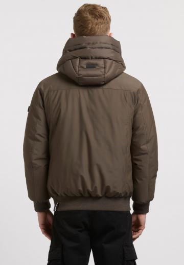 Зимняя куртка