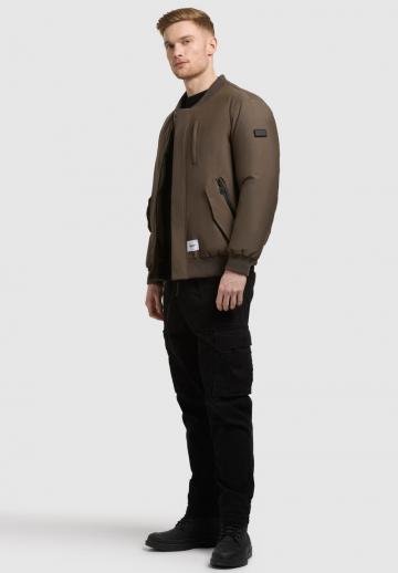 Зимняя куртка