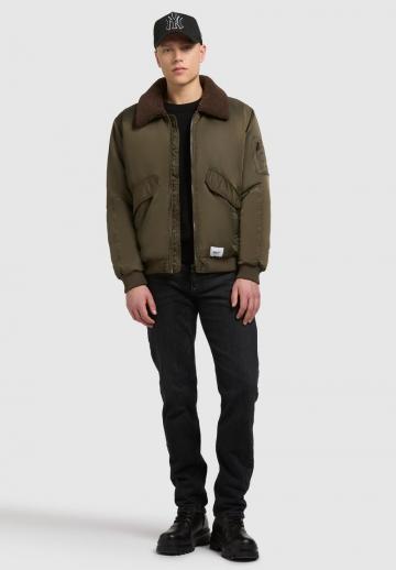 Зимняя куртка