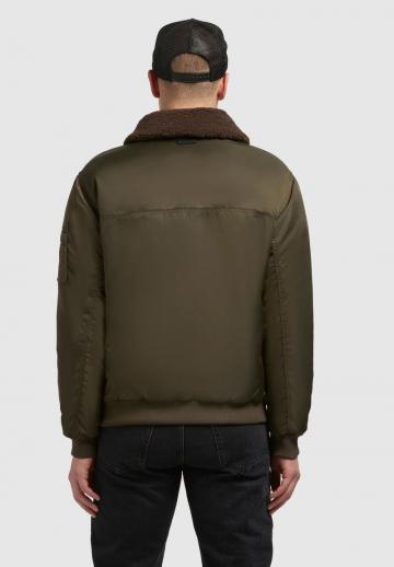 Зимняя куртка