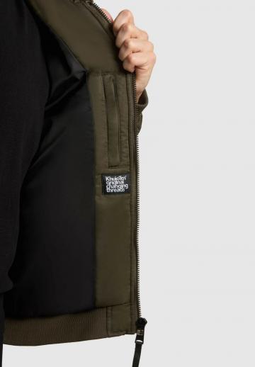 Зимняя куртка