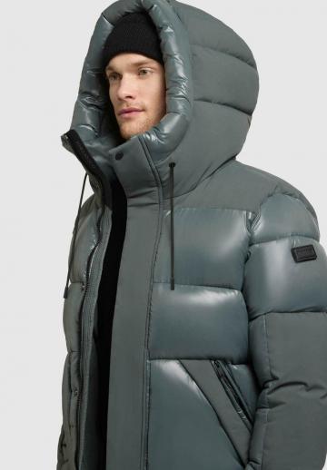 Зимняя куртка