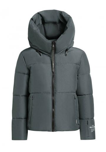 Зимняя куртка