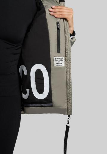 Зимняя куртка