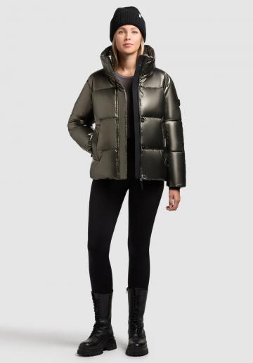 Зимняя куртка