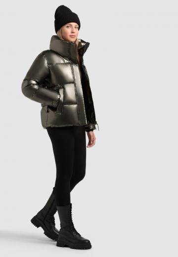 Зимняя куртка