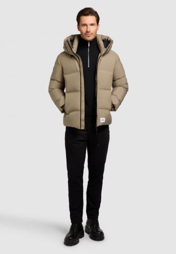 Зимняя куртка