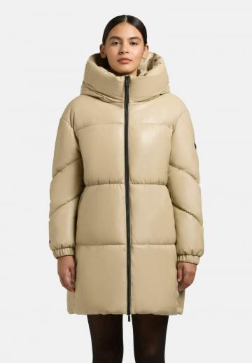 Пальто из искусственной кожи