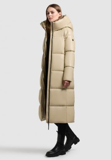 Пальто из искусственной кожи