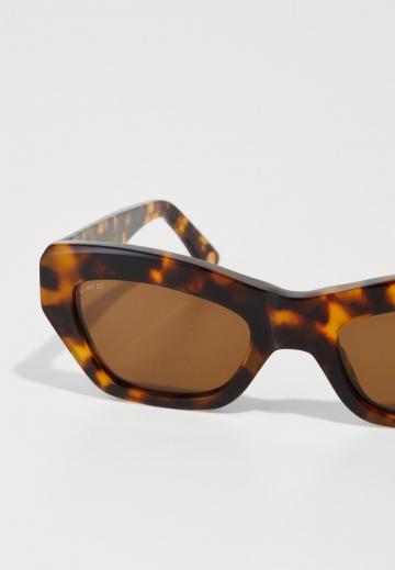 Солнечные очки