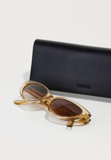 Солнечные очки