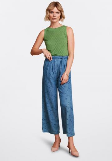 Пуловер без рукавов