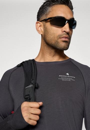 Спортивная майка