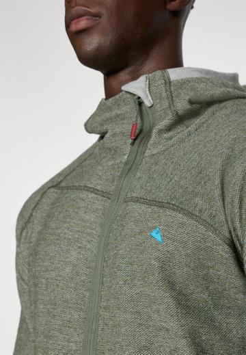 Спортивная кофта