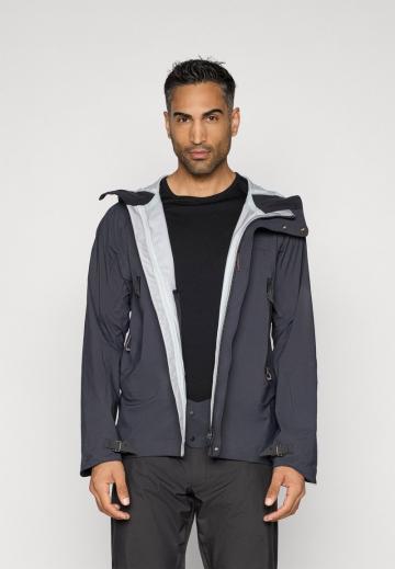 Сноубордическая куртка