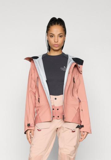 Спортивная куртка