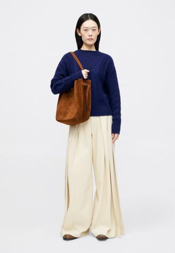 Жаккардовая вязаная кофта