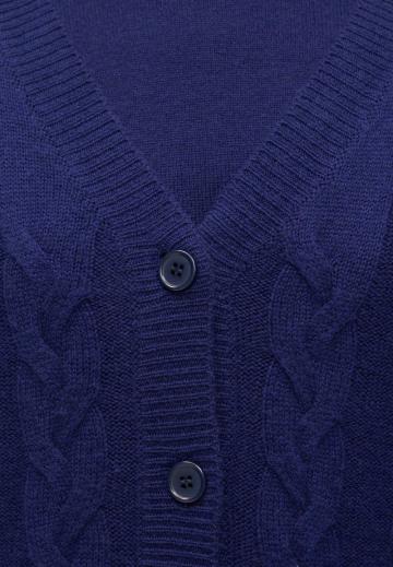 Жаккардовая вязаная кофта